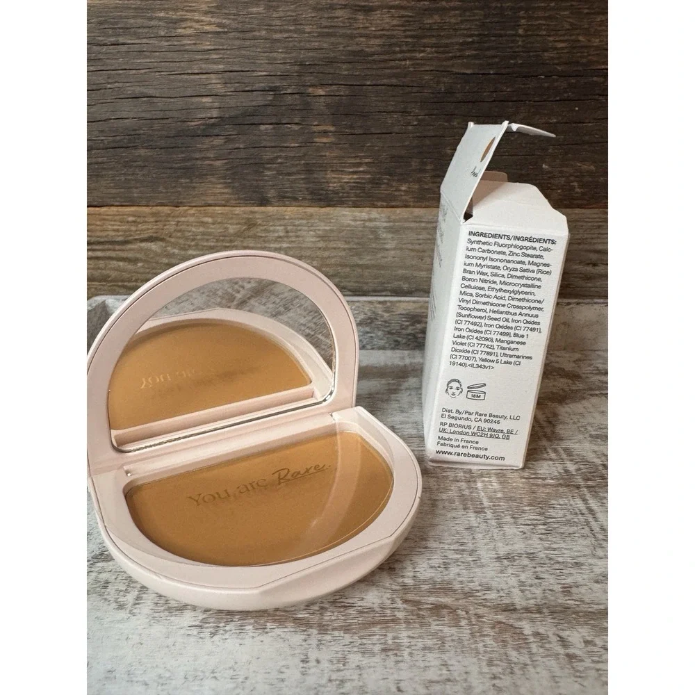 Rare Beauty True To Myself‎ Tinted Pressed Powder · Selena Gomez
